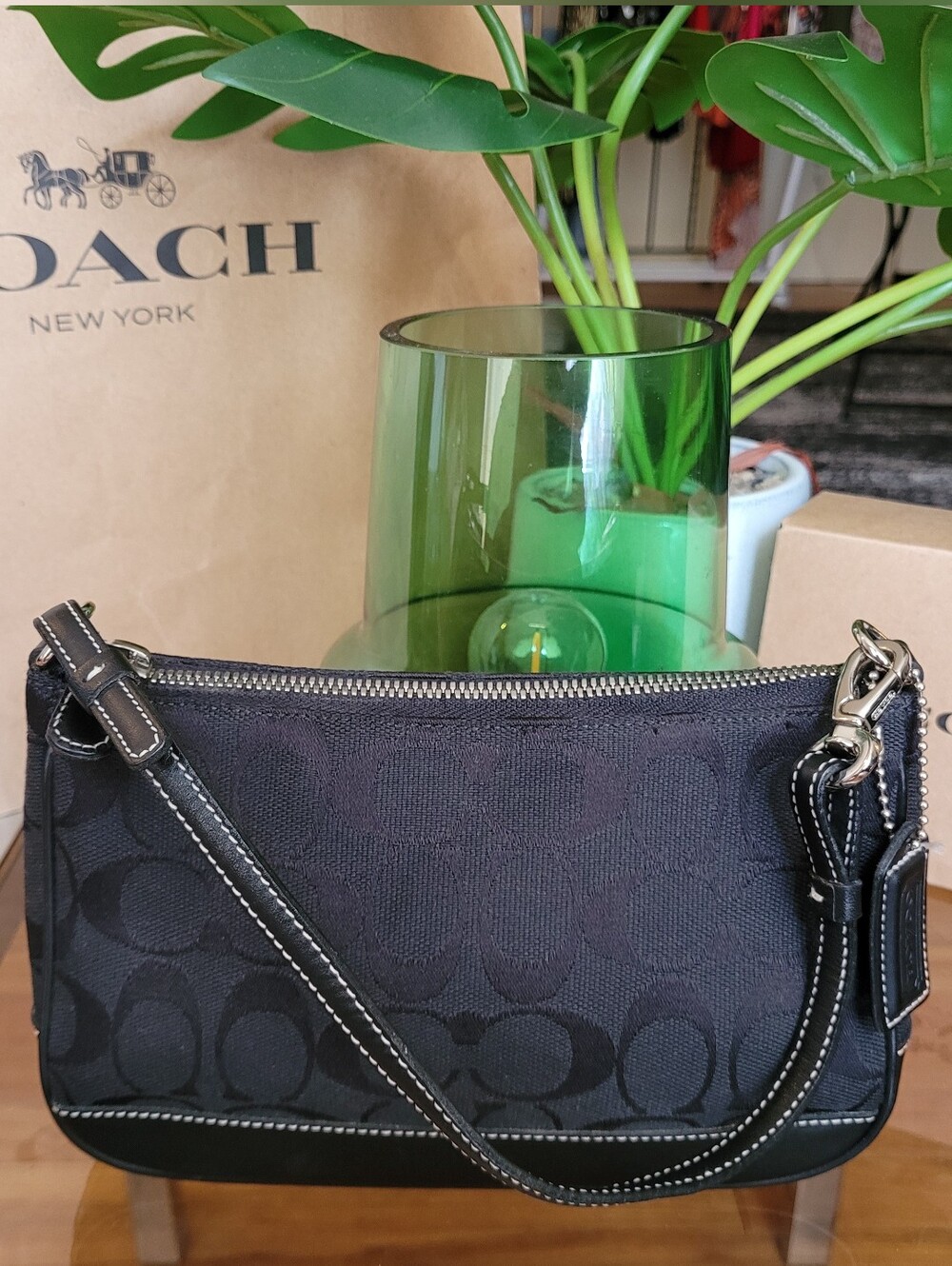 Coach Signature Demi 6094 Black Leather Shoulder Bag Vintage Y2K Monogram Purse